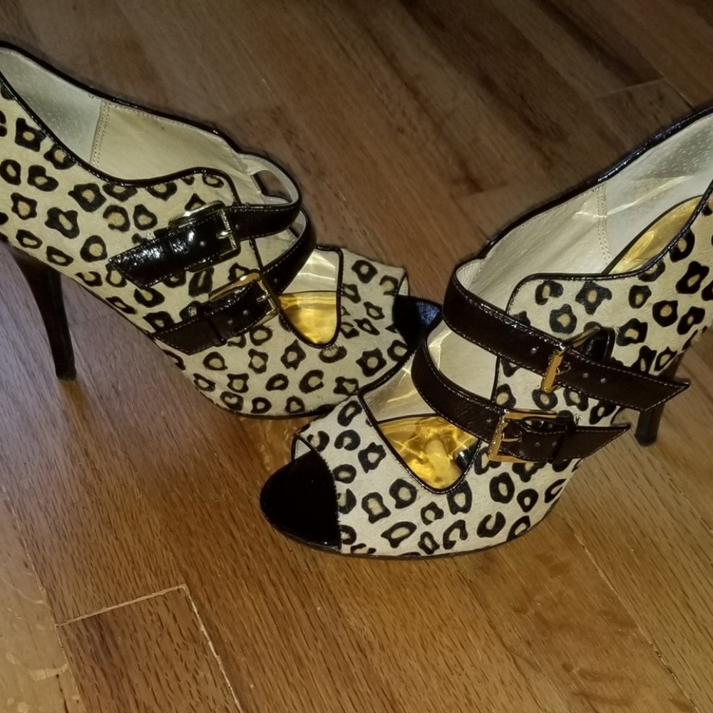 MICHAEL KORS Calf Hair Heels /w dust bag